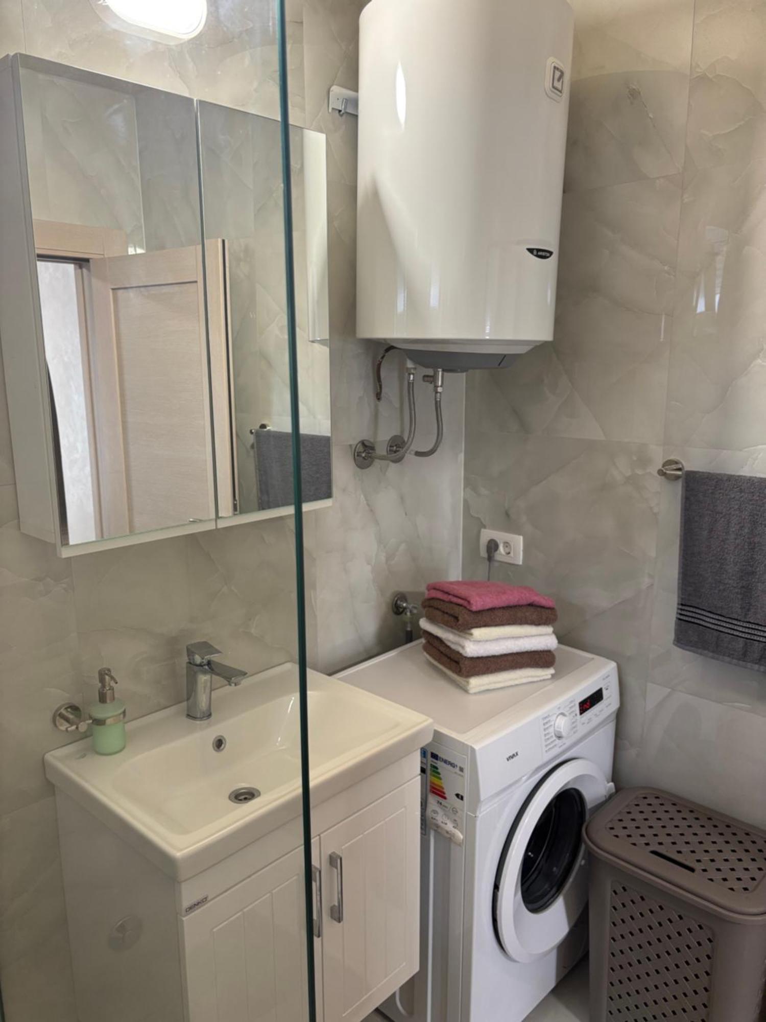 Max Apartments Подгорица Екстериор снимка